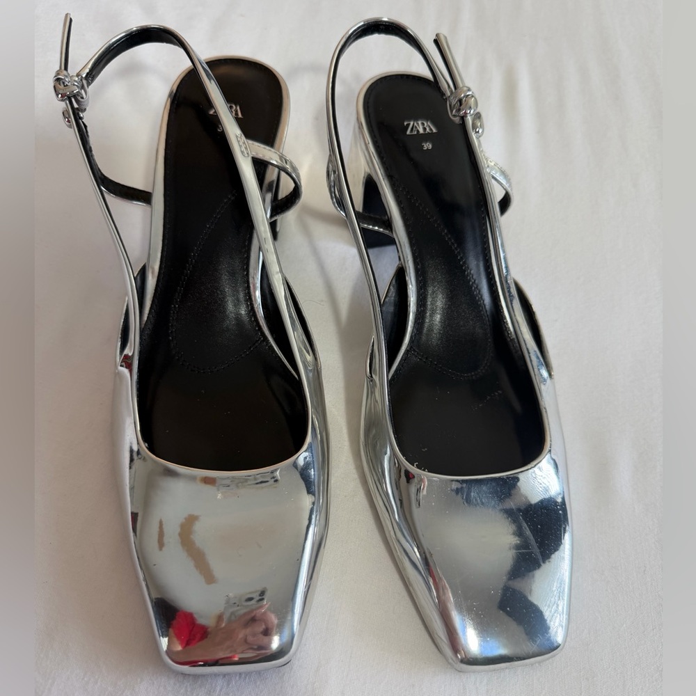 Zara Silver Metallic Slingback Shoes Heels size 8